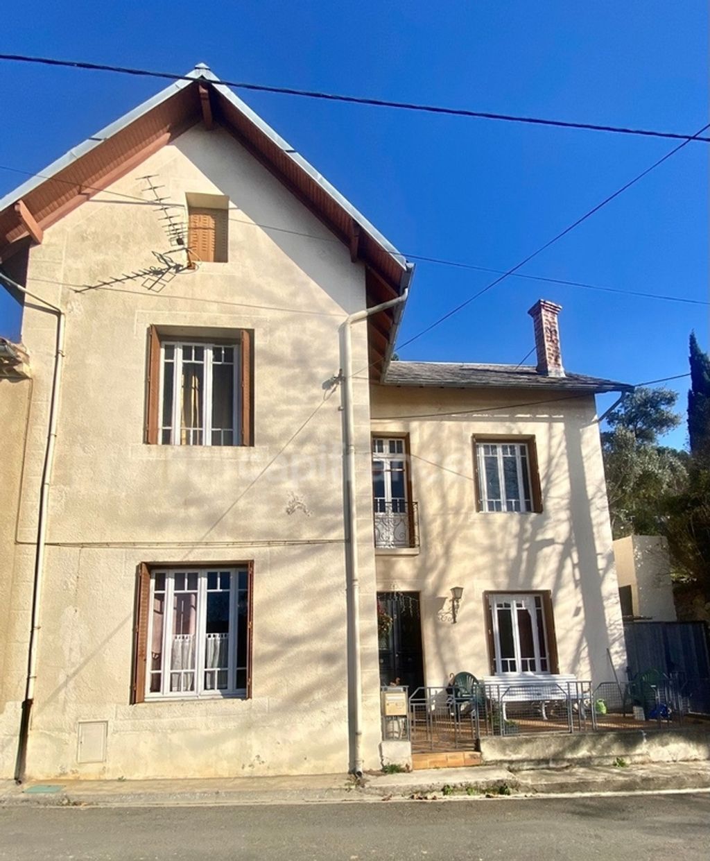 Achat maison à vendre 4 chambres 140 m² - Montazels