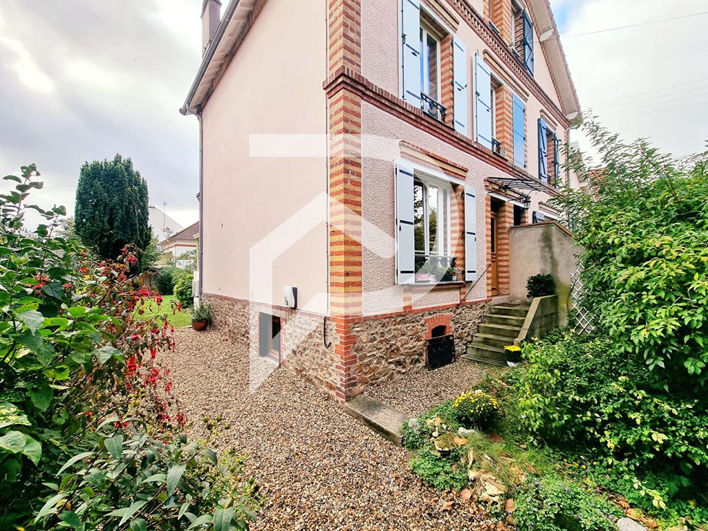 Achat maison à vendre 4 chambres 152 m² - Soisy-sous-Montmorency