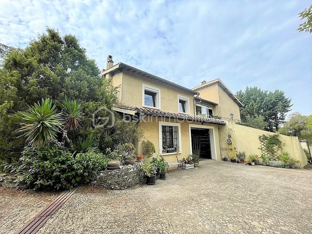 Achat maison à vendre 4 chambres 153 m² - Carcassonne