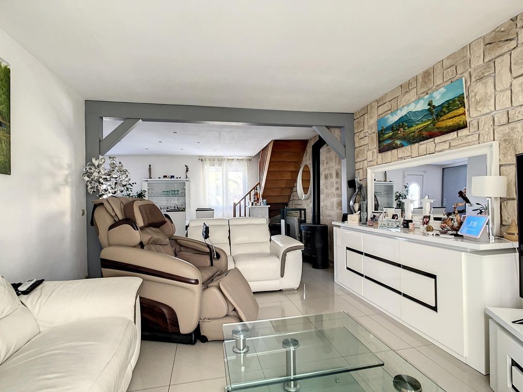 Achat maison à vendre 4 chambres 128 m² - Saint-Mard