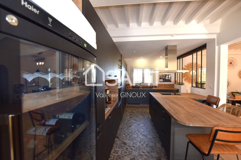 Achat maison à vendre 4 chambres 160 m² - Saint-Rémy-de-Provence