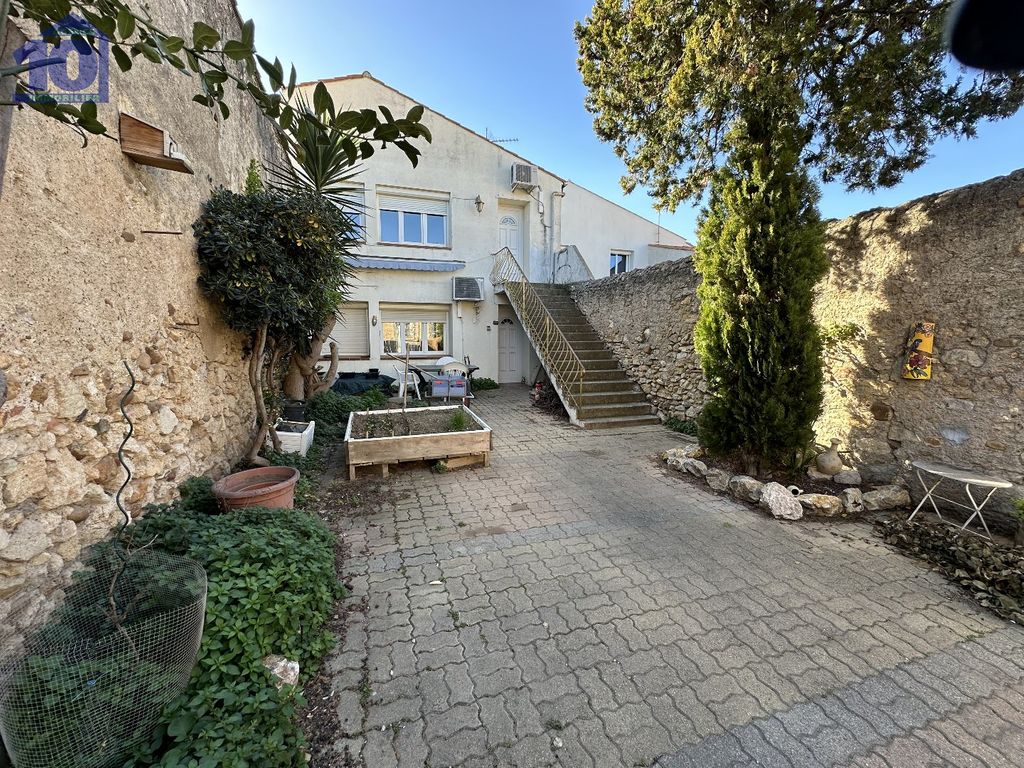 Achat maison à vendre 4 chambres 167 m² - Sauvian