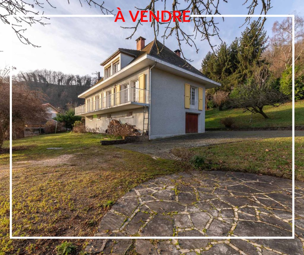 Achat maison à vendre 5 chambres 200 m² - Tullins