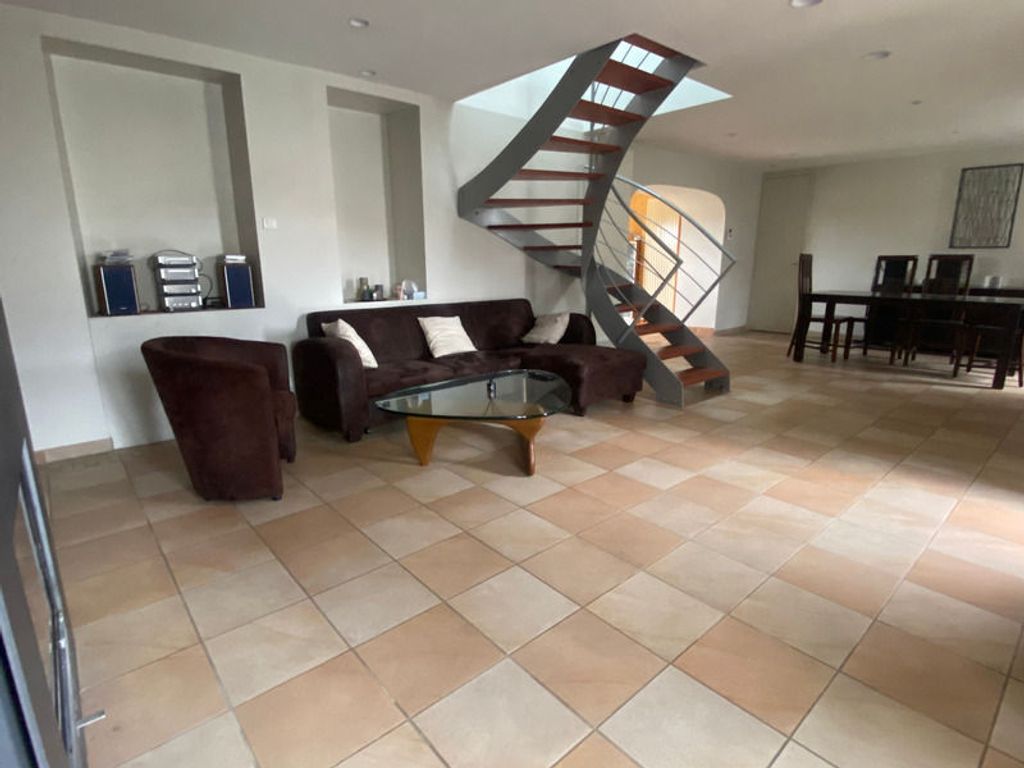 Achat maison à vendre 3 chambres 132 m² - Thorigny