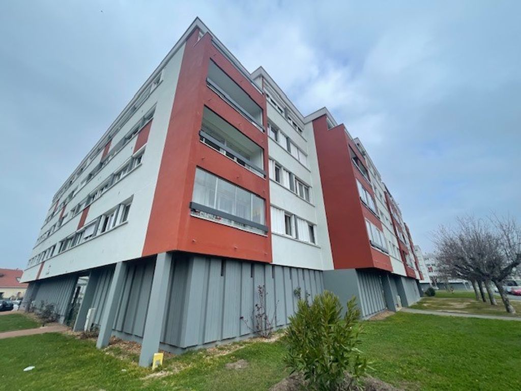 Achat appartement à vendre 4 pièces 75 m² - Fleury-les-Aubrais