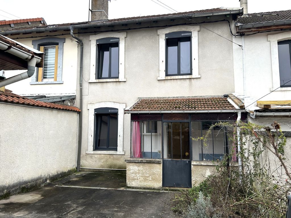 Achat maison à vendre 2 chambres 54 m² - Chaligny