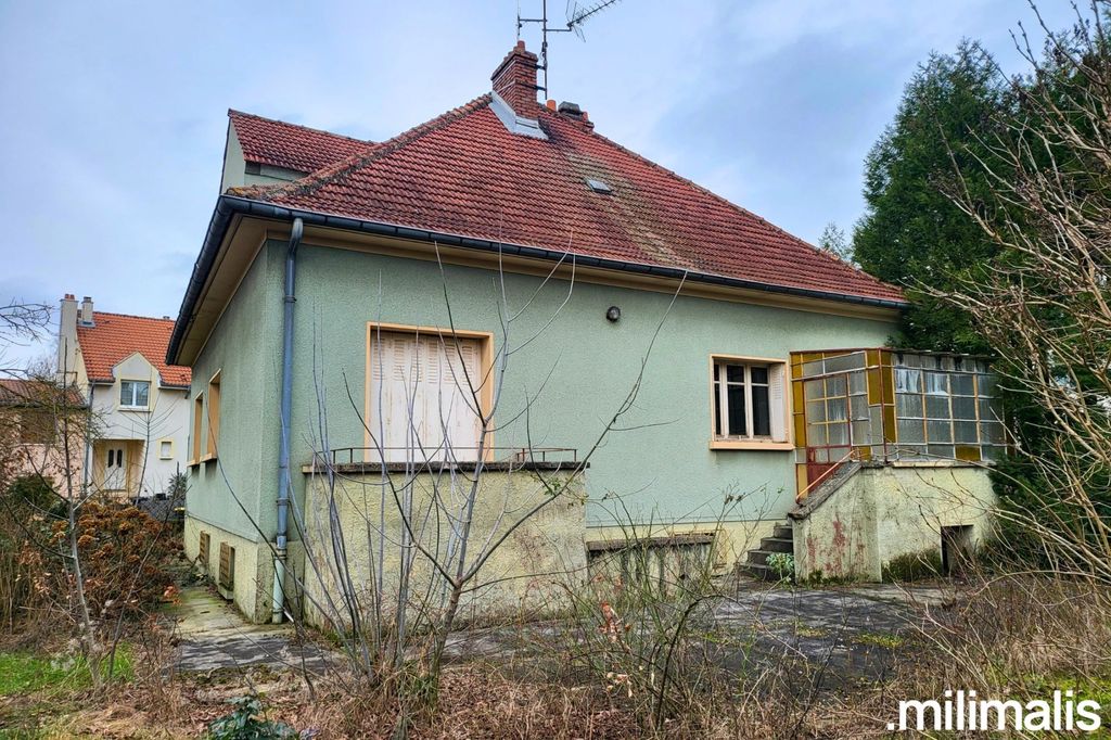 Achat maison à vendre 5 chambres 165 m² - Montigny-lès-Metz