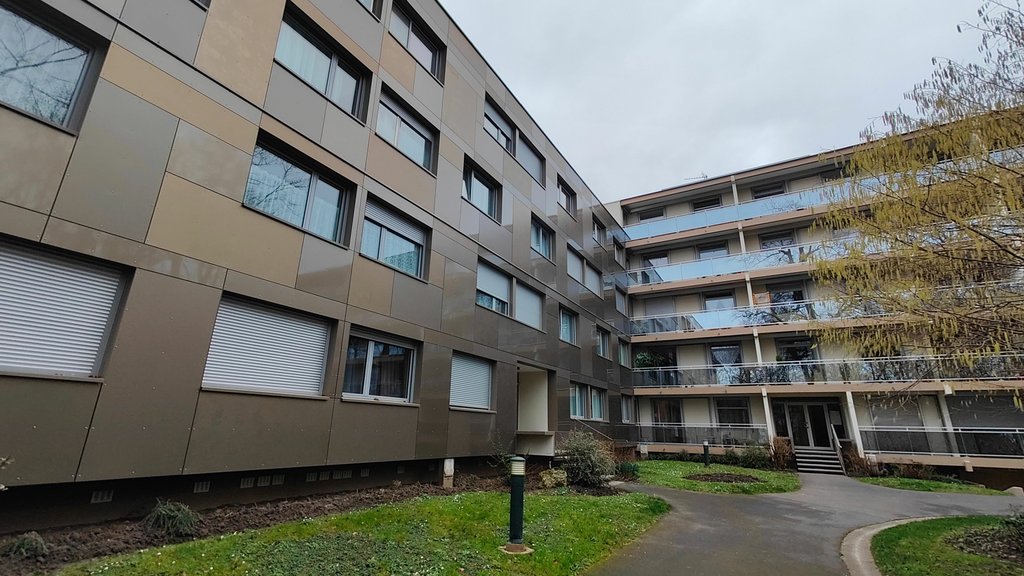 Achat appartement à vendre 2 pièces 43 m² - Vaires-sur-Marne