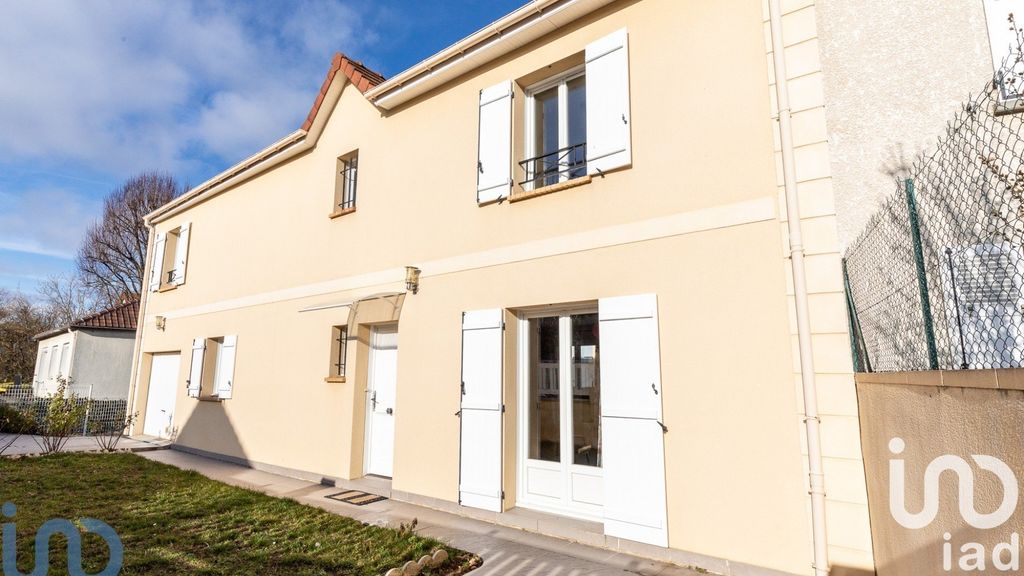 Achat maison à vendre 4 chambres 124 m² - Viry-Châtillon