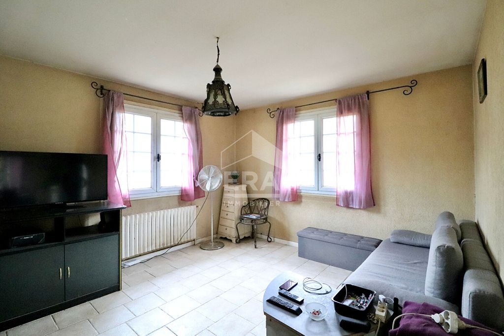 Achat maison à vendre 4 chambres 131 m² - Champs-sur-Marne