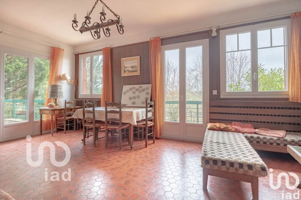 Achat maison à vendre 5 chambres 120 m² - Fontaine-le-Port