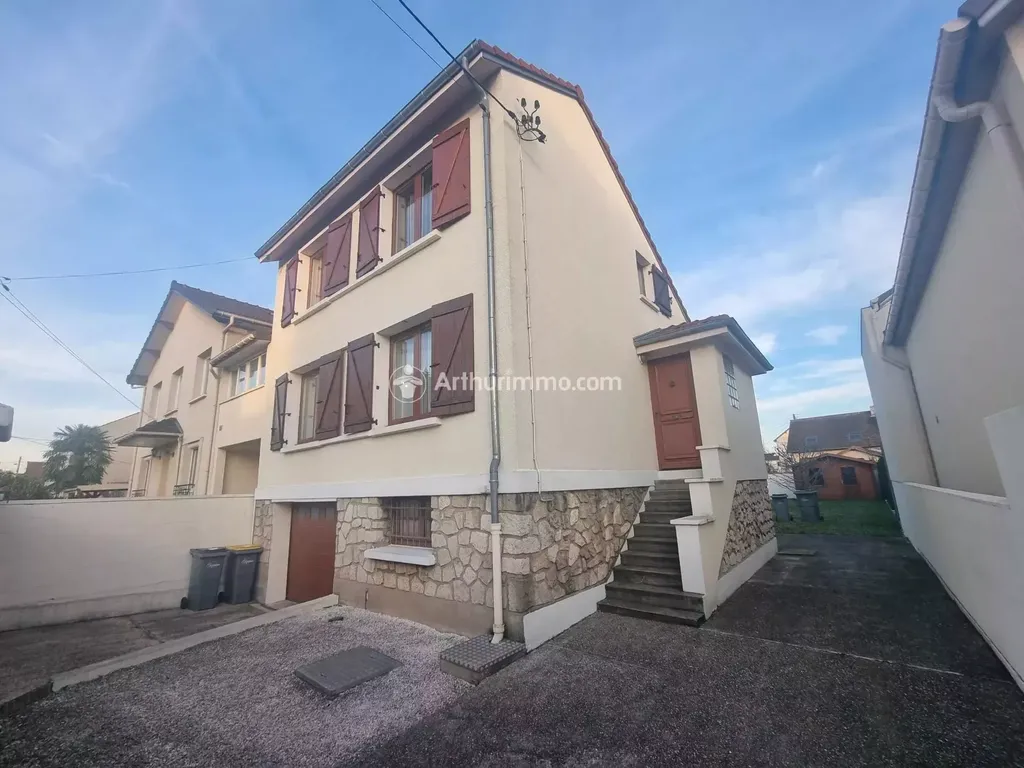 Achat maison à vendre 3 chambres 82 m² - Arnouville