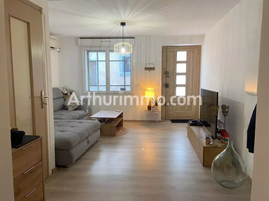 Achat maison à vendre 2 chambres 66 m² - Lespignan