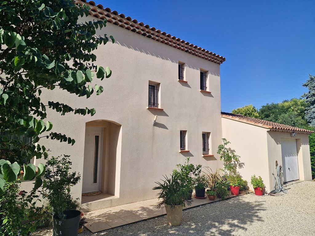 Achat maison à vendre 4 chambres 133 m² - Lourmarin