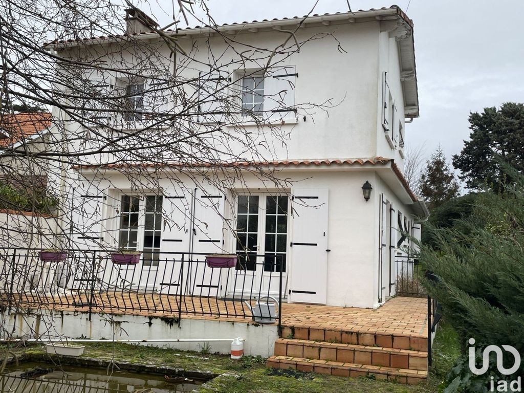 Achat maison à vendre 4 chambres 114 m² - Royan