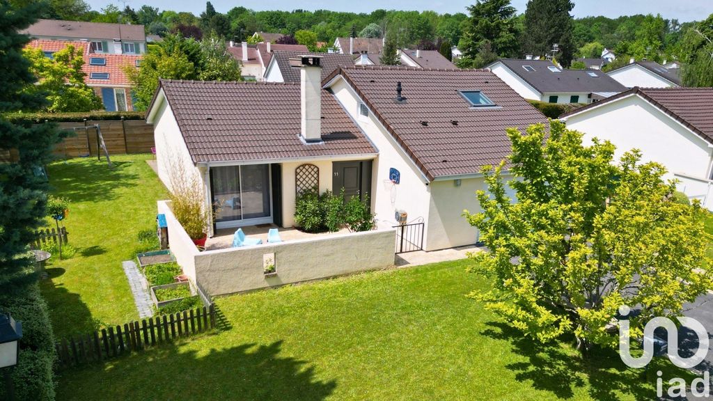 Achat maison à vendre 5 chambres 130 m² - Saint-Germain-lès-Corbeil