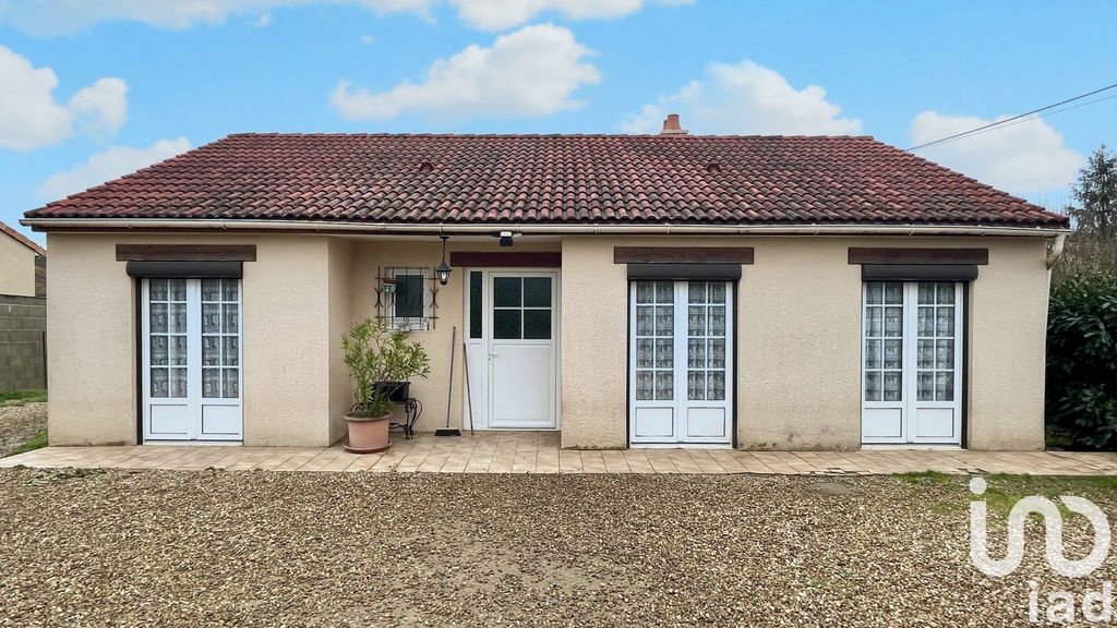 Achat maison à vendre 3 chambres 87 m² - Senillé-Saint-Sauveur