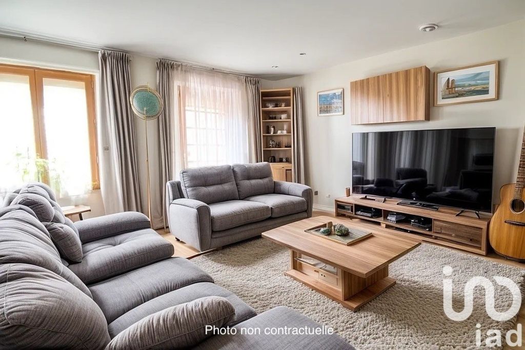 Achat maison à vendre 5 chambres 184 m² - Saint-Germain-sur-Morin