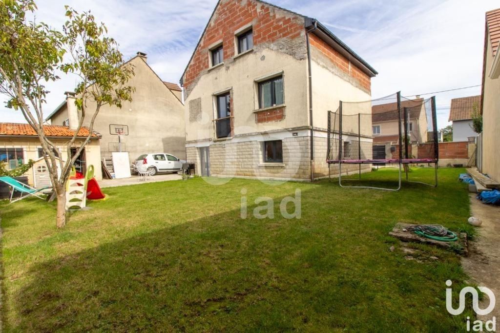 Achat maison à vendre 3 chambres 95 m² - Marolles-en-Hurepoix