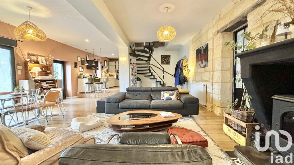 Achat maison à vendre 4 chambres 234 m² - Beychac-et-Caillau