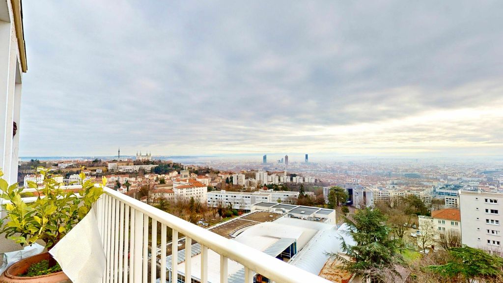 Achat appartement à vendre 4 pièces 69 m² - Lyon 5ème arrondissement