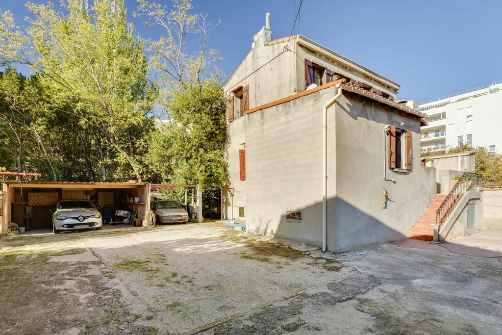 Achat maison à vendre 4 chambres 121 m² - Marseille 10ème arrondissement