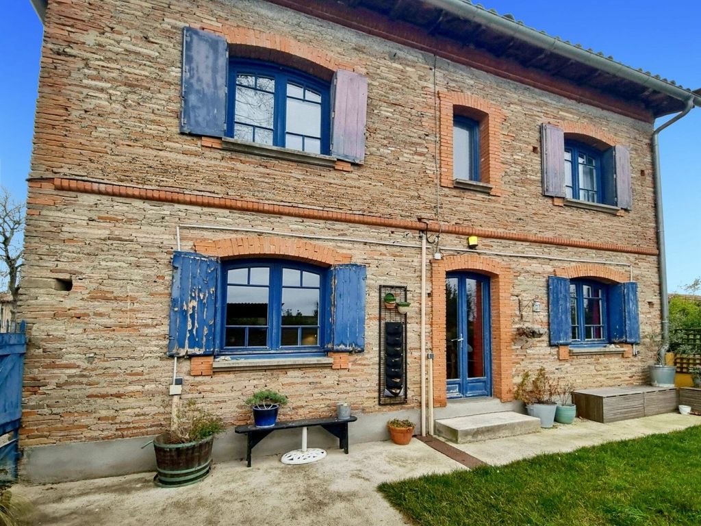 Achat maison à vendre 4 chambres 141 m² - Le Burgaud