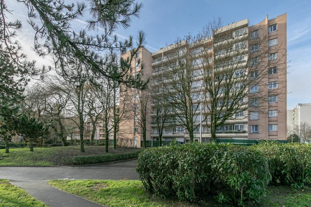 Achat appartement à vendre 2 pièces 55 m² - Boissy-Saint-Léger