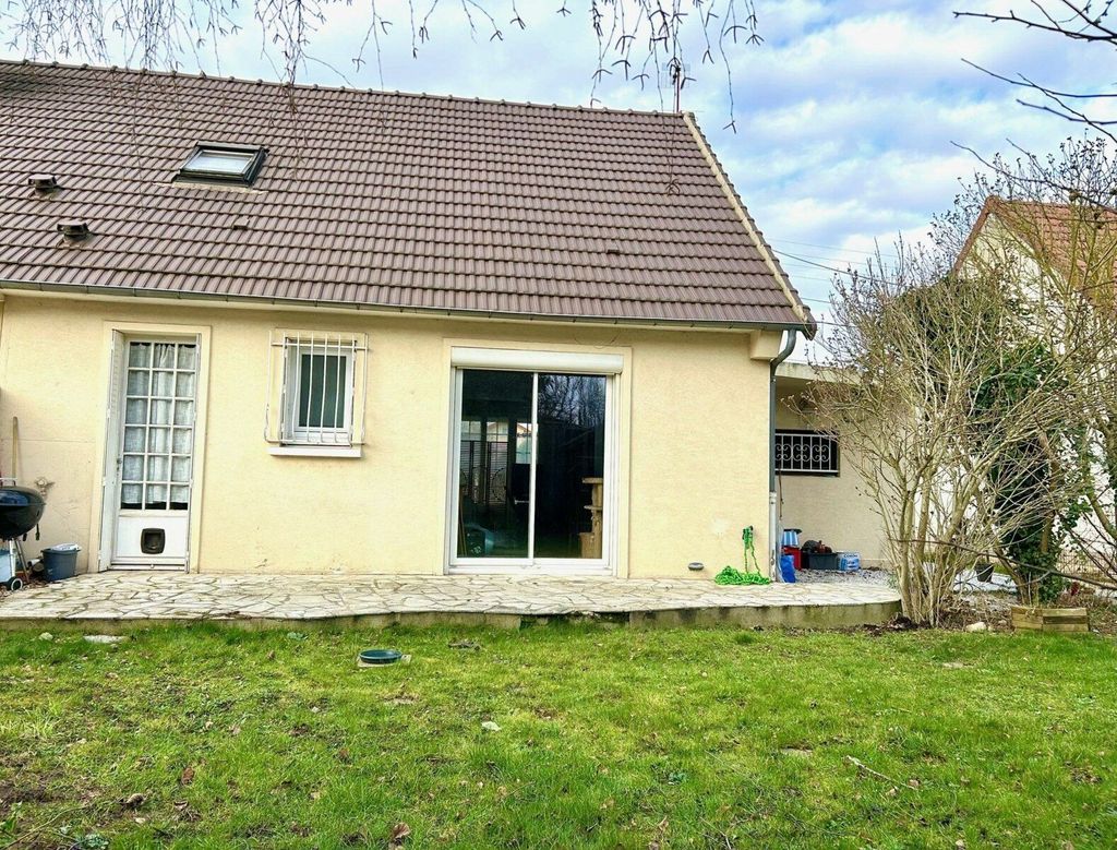 Achat maison à vendre 3 chambres 85 m² - Chennevières-sur-Marne