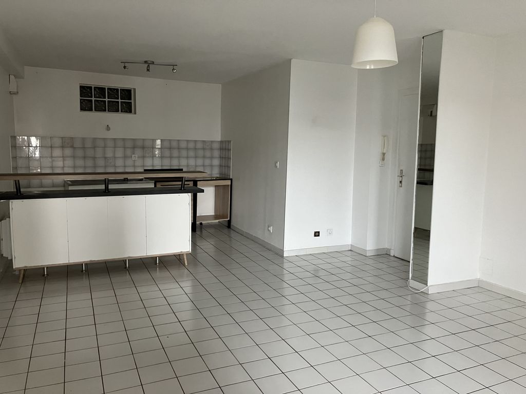 Achat appartement à vendre 2 pièces 49 m² - Saint-Genis-les-Ollières