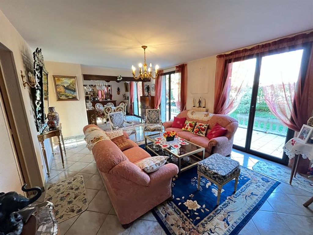 Achat maison à vendre 3 chambres 133 m² - Sablé-sur-Sarthe