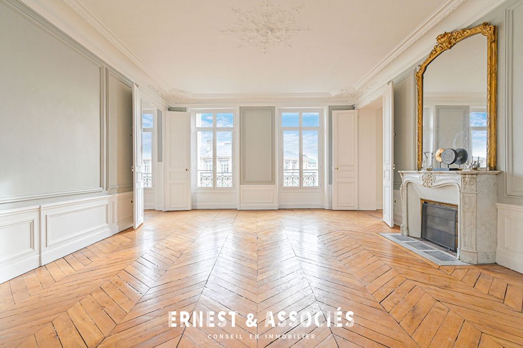 Achat appartement à vendre 5 pièces 160 m² - Paris 10ème arrondissement