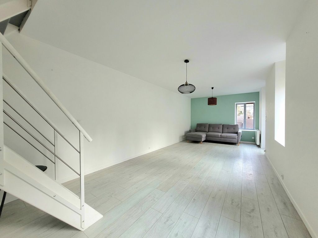 Achat maison à vendre 2 chambres 66 m² - Yerres