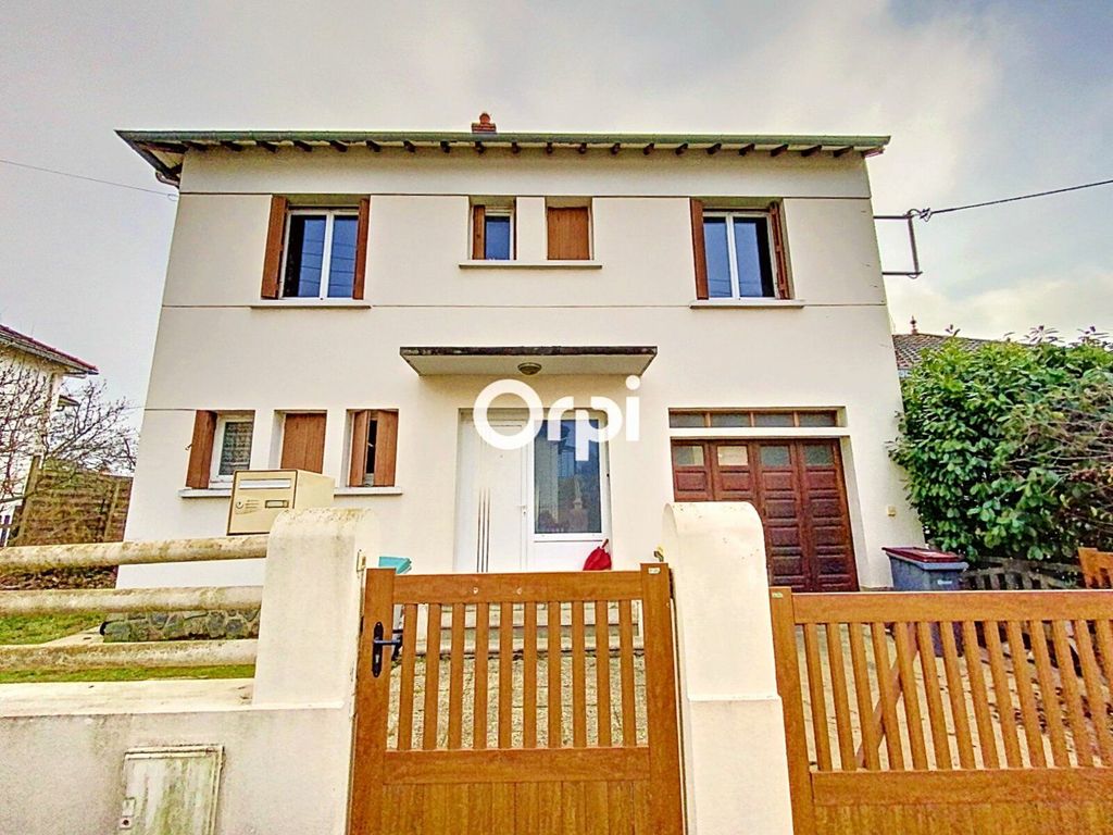Achat maison à vendre 5 chambres 128 m² - Montluçon