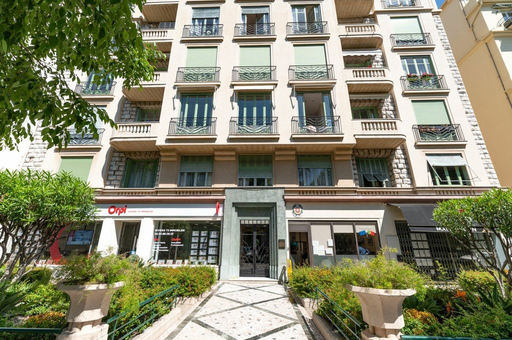 Achat appartement à vendre 3 pièces 101 m² - Nice