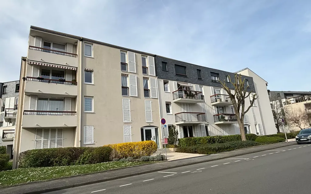 Achat appartement à vendre 3 pièces 91 m² - Compiègne