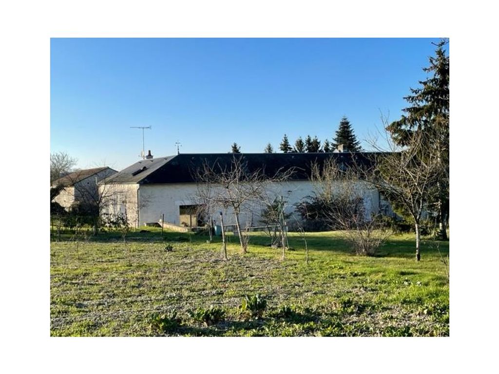 Achat maison à vendre 5 chambres 229 m² - Saint-Gervais-les-Trois-Clochers