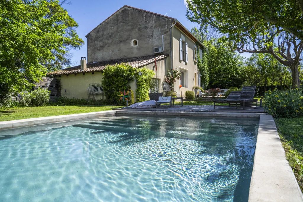 Achat maison à vendre 4 chambres 231 m² - Saint-Rémy-de-Provence