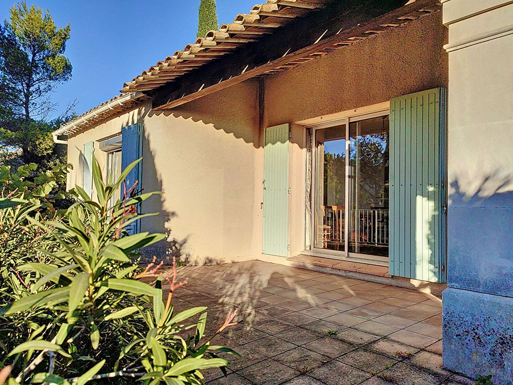 Achat maison à vendre 4 chambres 134 m² - Villeneuve-lès-Avignon