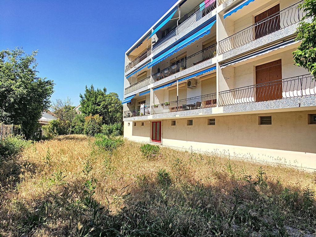 Achat appartement à vendre 3 pièces 65 m² - Avignon