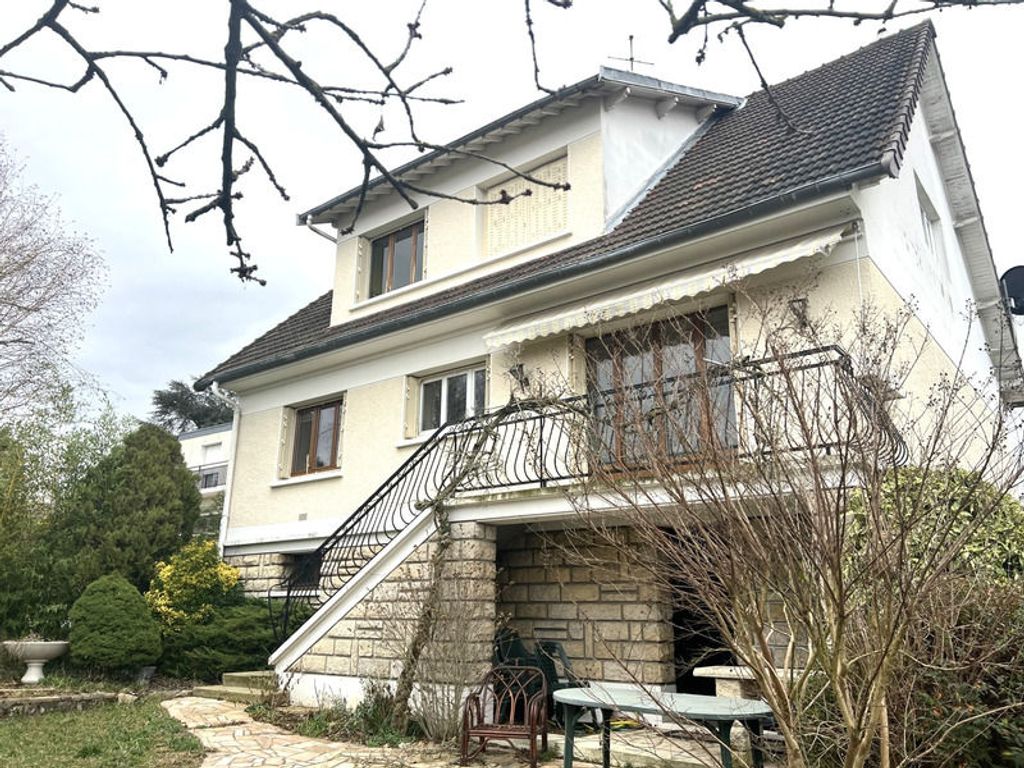 Achat maison à vendre 6 chambres 192 m² - Eaubonne