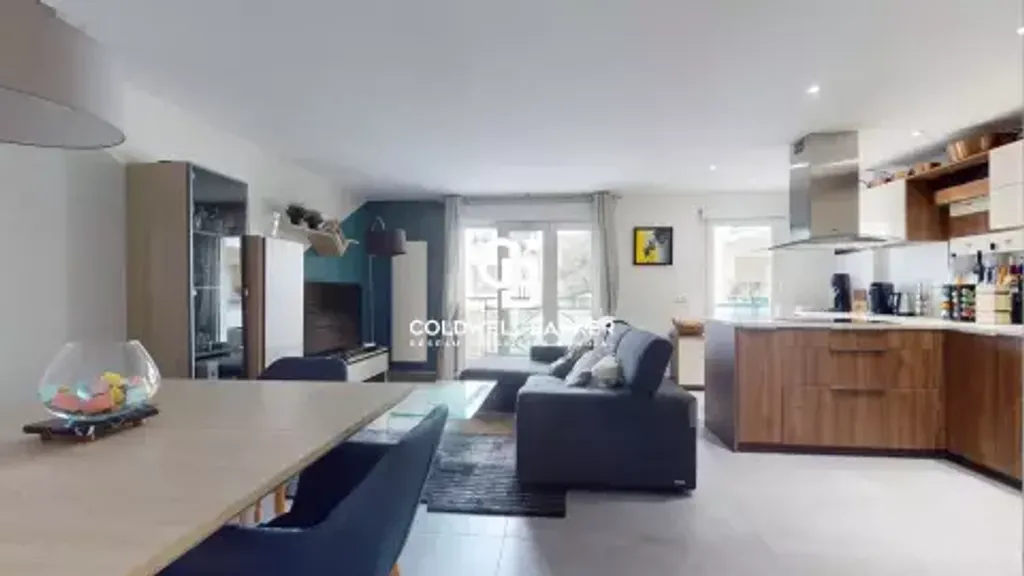 Achat appartement à vendre 3 pièces 66 m² - Châtillon