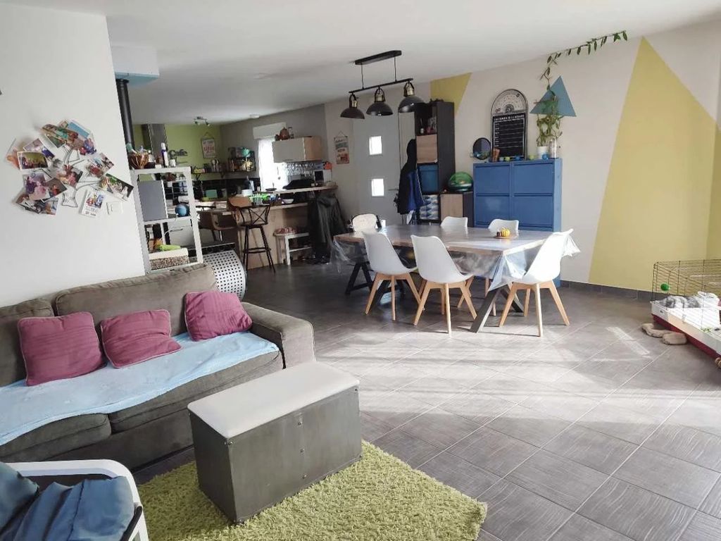 Achat maison à vendre 4 chambres 121 m² - Coëx