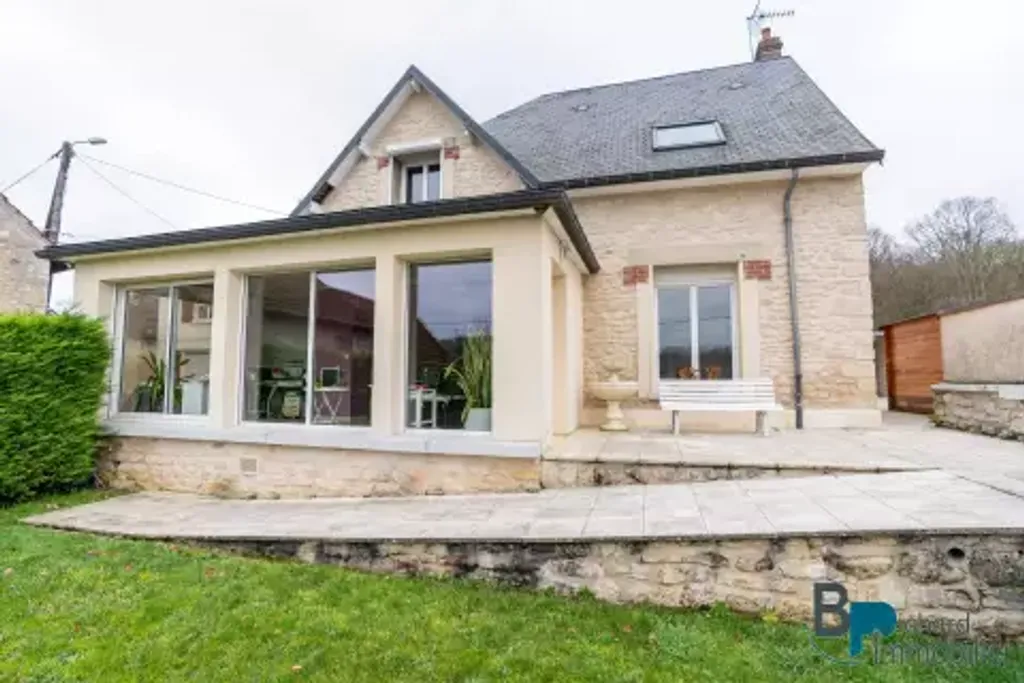 Achat maison à vendre 3 chambres 120 m² - Festieux