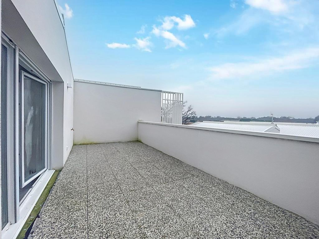 Achat appartement à vendre 5 pièces 101 m² - Villenave-d'Ornon