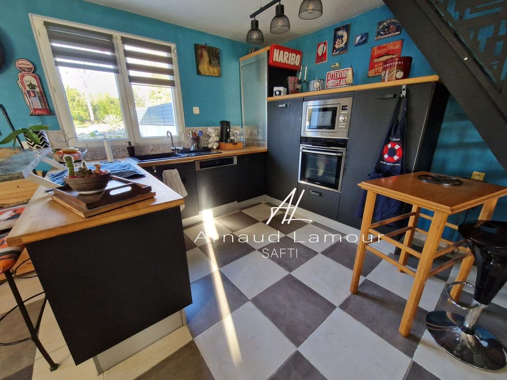 Achat maison à vendre 2 chambres 87 m² - Locmariaquer