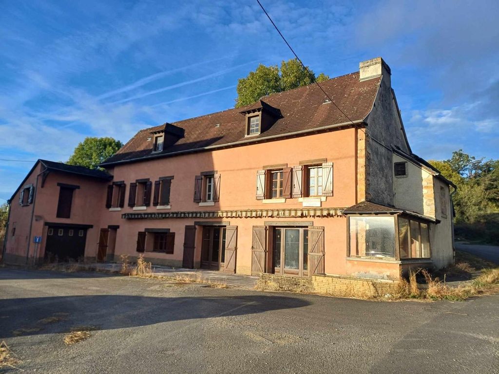 Achat maison à vendre 5 chambres 192 m² - Anglars-Saint-Félix