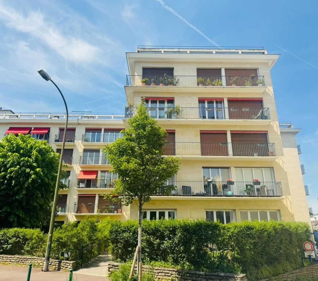 Achat appartement à vendre 2 pièces 57 m² - Le Vésinet
