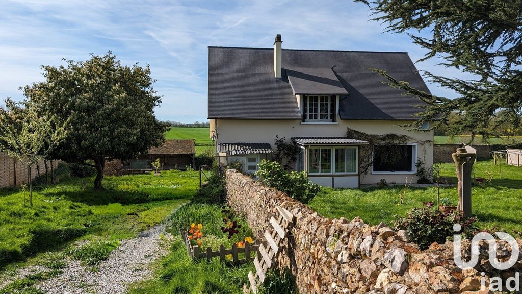Achat maison à vendre 4 chambres 170 m² - Saint-Maurice-lès-Charencey