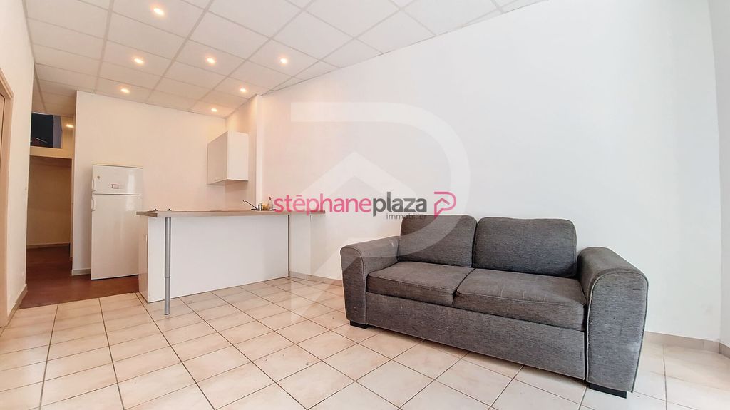 Achat appartement à vendre 2 pièces 90 m² - Grasse